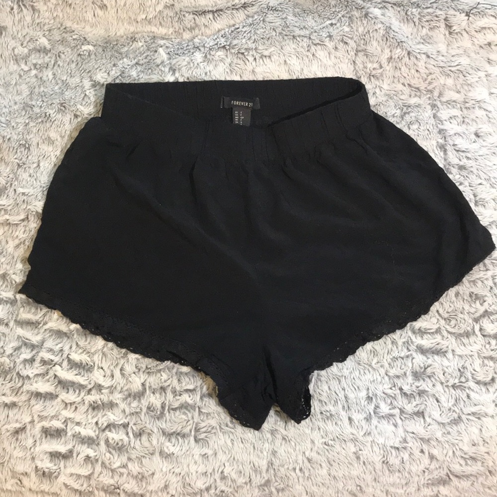 Forever 21 Black flowly stretchy shorts